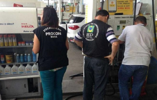 Brumado entra na mira do Procon-BA em operação contra abusos nos preços dos combustíveis