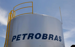 Distribuidoras pedem mais importação de diesel pela Petrobras