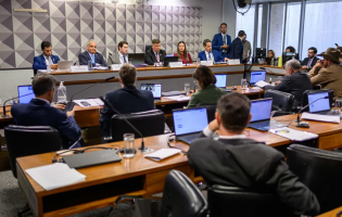 Sem garantir prorrogação, CPMI do INSS muda foco para caso Master