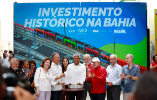 Ao lado de Lula, Jerônimo autoriza nova etapa do VLT e avanço do metrô em Salvador