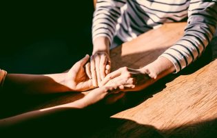 Pergunta simples pode indicar se relacionamento é saudável, diz especialista