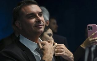 As pesquisas que mostram Flávio Bolsonaro à frente de Lula