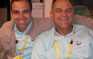 Tadeu Schmidt confirma presença no “BBB26” após a morte do irmão Oscar Schmidt