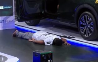 BBB 26: Leandro Boneco passa mal durante Prova do Finalista