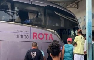 Tragédia: Ônibus invade ponto rodoviário e deixa duas mulheres mortas em Itambé