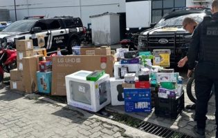 Carga roubada do Mercado Livre é recuperada na Bahia; motorista foi preso