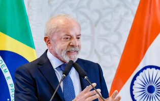 Lula afirma que Brasil exigirá respeito e reage às tarifas impostas pelos Estados Unidos