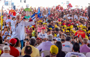 Jaques Wagner diz que governos do PT promoveram “revolução positiva” na Bahia