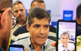 “INADMISSÍVEL”: ACM Neto presta solidariedade a policiais baleados e lamenta falta de comando do Estado
