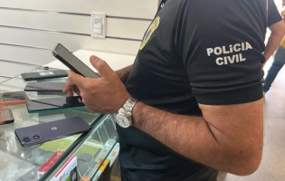Polícia Civil fiscaliza 17 lojas de celulares em Vitória da Conquista