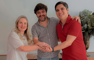 Dr. Thiago Amorim anuncia apoio a Vitor Bonfim e Ivana Bastos e fortalece grupo político em Brumado
