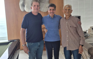 Ex-prefeitos Zé Barreira e Dácio Oliveira anunciam apoio a ACM Neto em Caetité