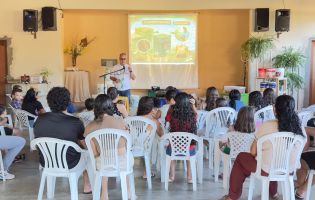 Palestra educativa celebra o Dia do Meio Ambiente com crianças e jovens em Livramento de Nossa Senhora
