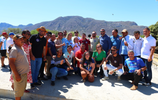 Prefeita Joanina Sampaio visita obra da ponte do Tabuleiro em Livramento de Nossa Senhora