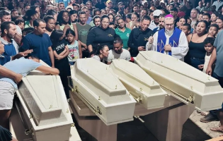 Paramirim se despede de quatro crianças vítimas de afogamento em Salina Branca