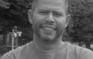 Professor é encontrado morto a tiros dentro de casa em Canarana; polícia investiga o crime