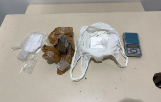 Homem é preso suspeito de tráfico de drogas durante ação da PM em Cândido Sales