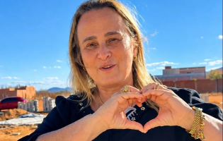 Prefeita Joanina Sampaio acompanha avanço das obras na comunidade da Jurema, em Livramento
