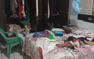 Idosa tem residência furtada durante a madrugada no Centro de Urandi