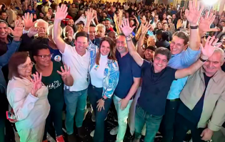 Wagner Alves lança pré-candidatura a deputado estadual com presença de ACM Neto em Conquista
